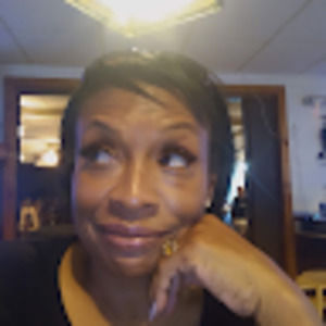 Meet your Posher, Lynette